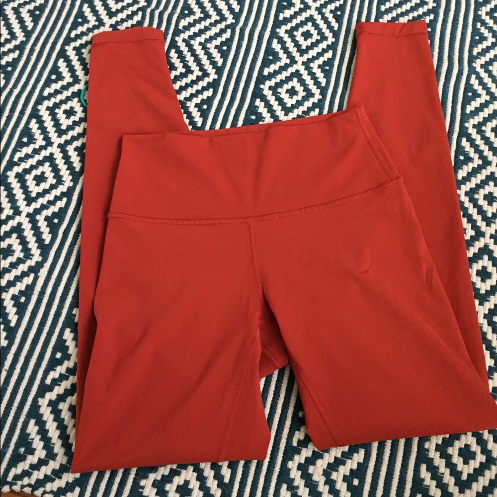 Lululemon Wunder Under Luxtreme